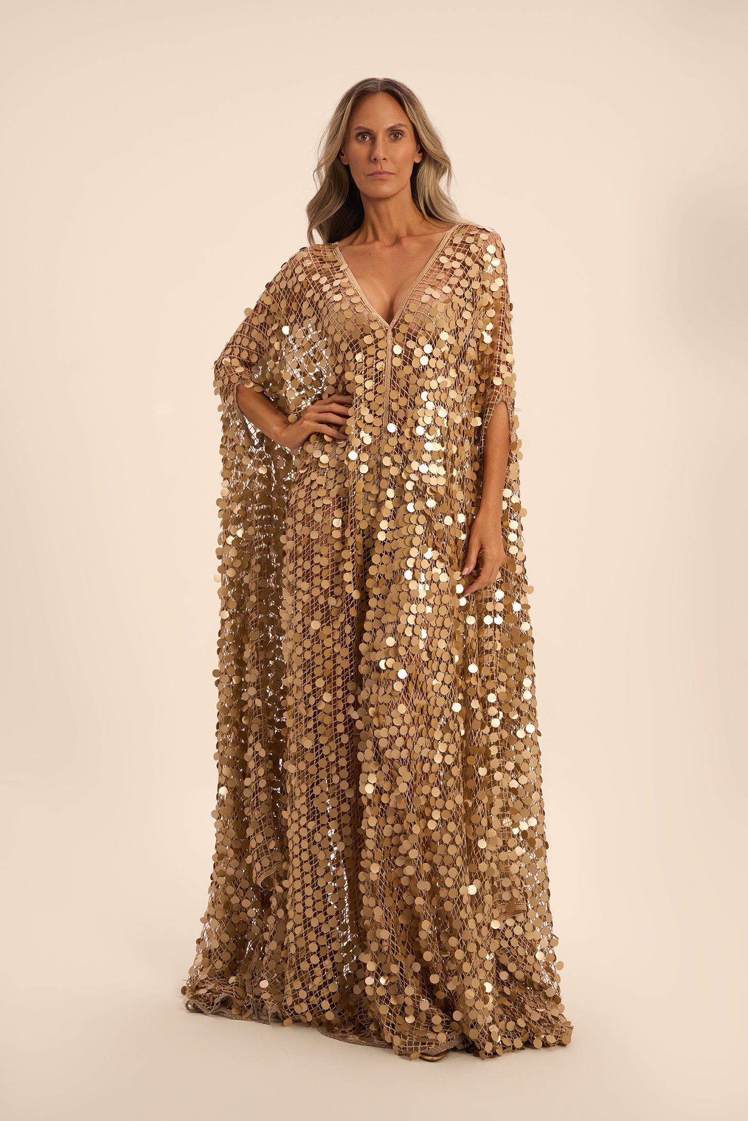 Woman Gold Sequin Diva Sequin Kaftan with Front And Back Deep V-Neck and Sheer Finish 2001881 | Sana Osmani Woman Gold Sequin Diva Sequin Kaftan with Front And Back Deep V-Neck and Sheer Finish 2001881 | Sana Osmani