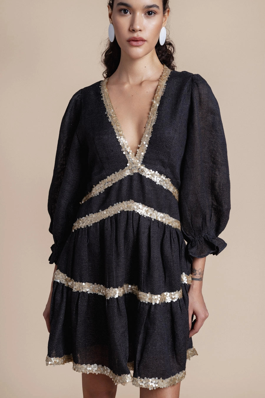 Woman Miriam Backless Mini Dress Black Rich Gold 2001546 | Sana Osmani