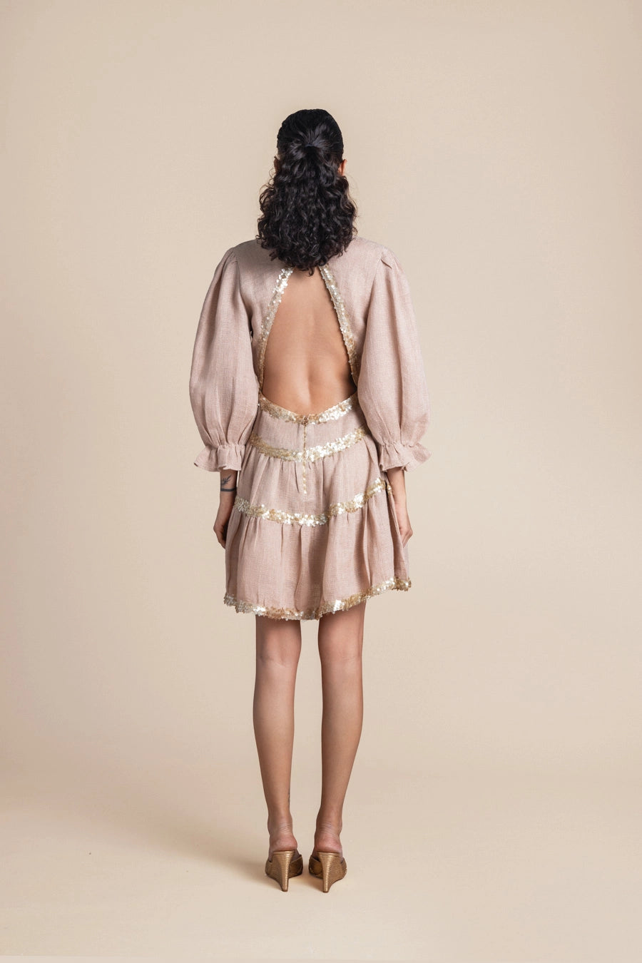 Woman Miriam Backless Mini Dress Black Rich Gold 2001546 | Sana Osmani