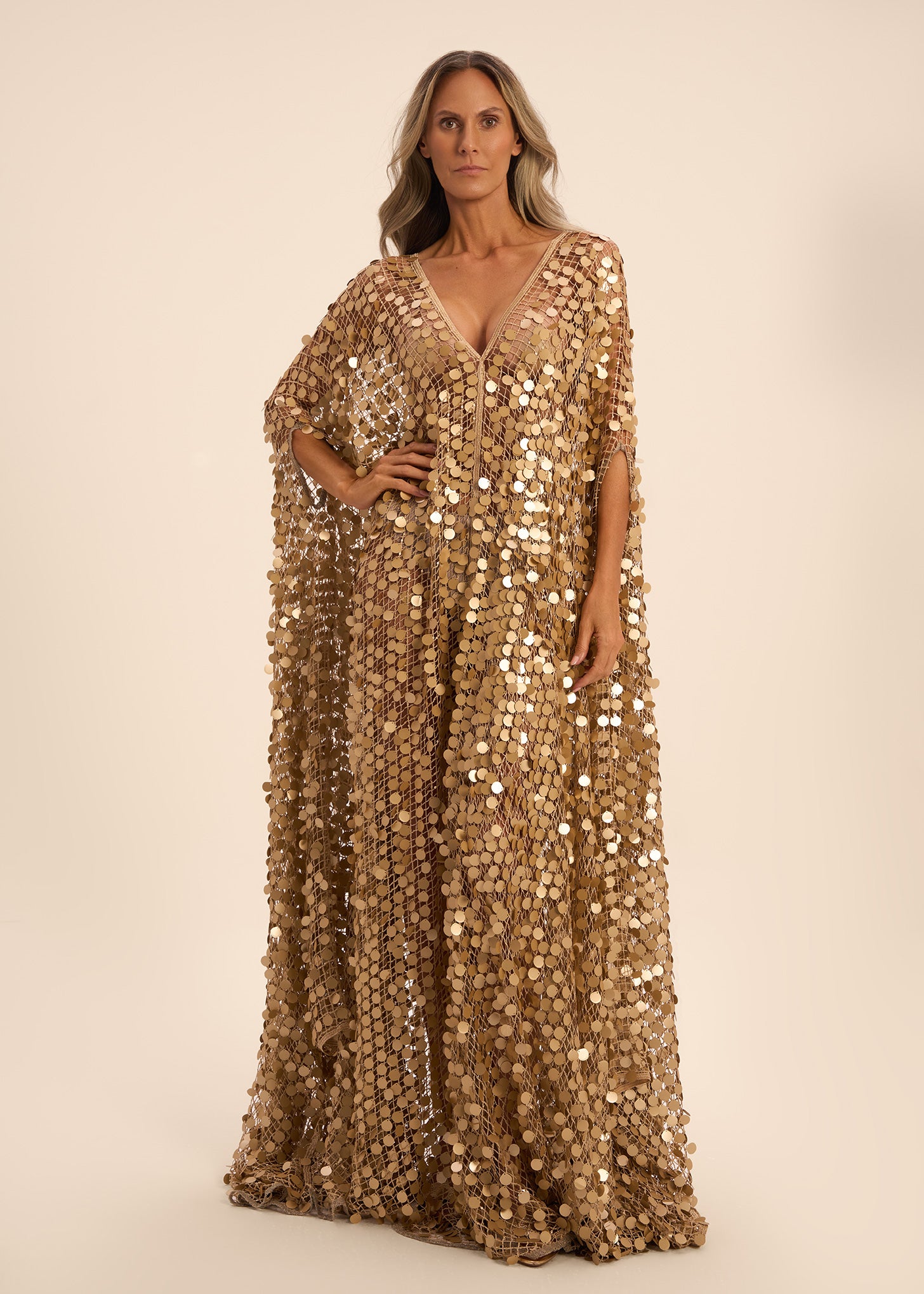 Woman Gold Sequin Diva Sequin Kaftan with Front And Back Deep V-Neck and Sheer Finish 2001881 | Sana Osmani Woman Gold Sequin Diva Sequin Kaftan with Front And Back Deep V-Neck and Sheer Finish 2001881 | Sana Osmani