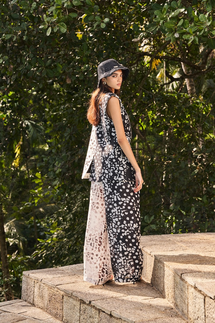 Woman مجموعة بليزر وسروال أوركيديا لينسيلك الفانيليا 2003220 | Sana Osmani