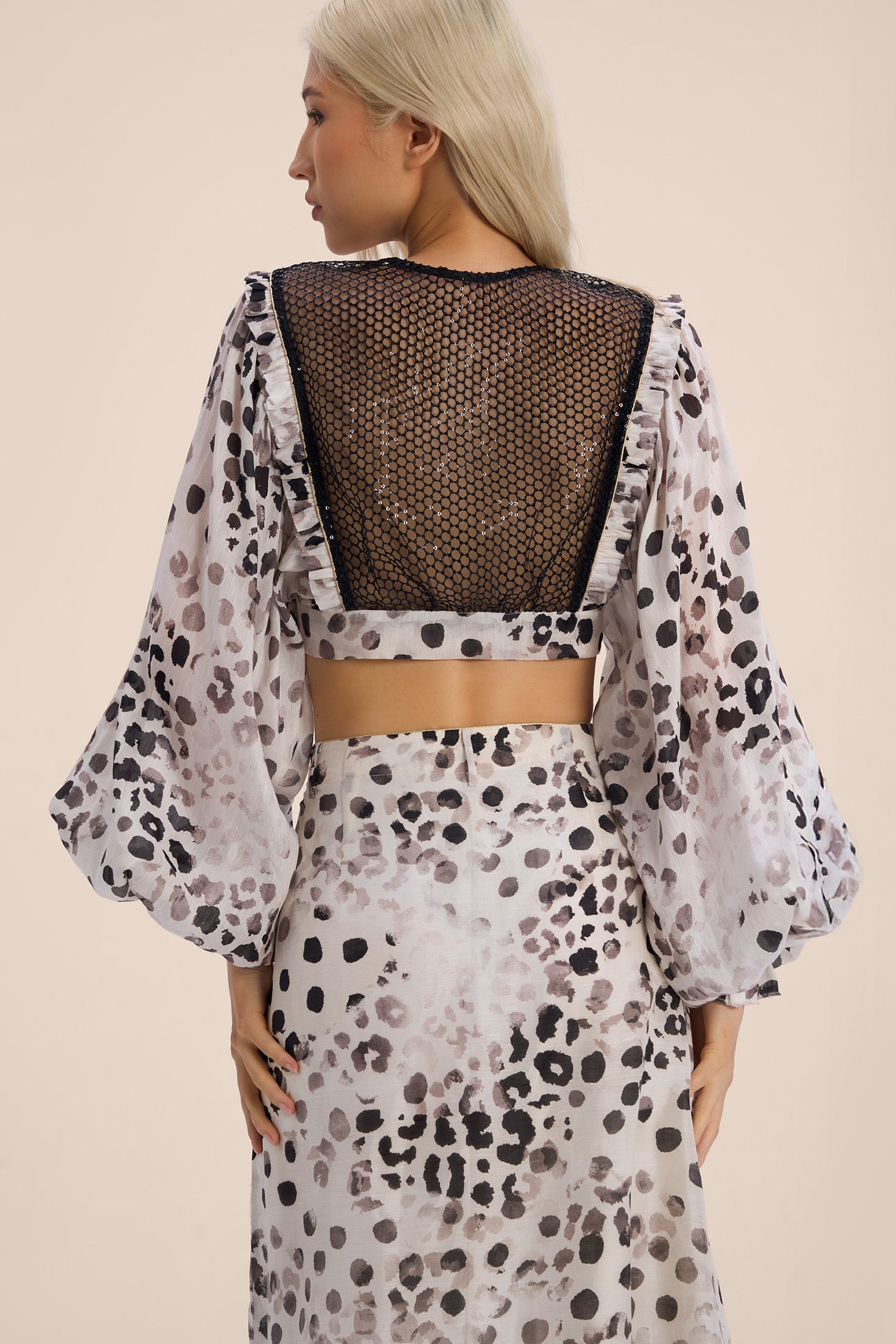 Woman مجموعة قميص وتنورة من الحرير اللامع متعدد الألوان 2002913 | Sana Osmani