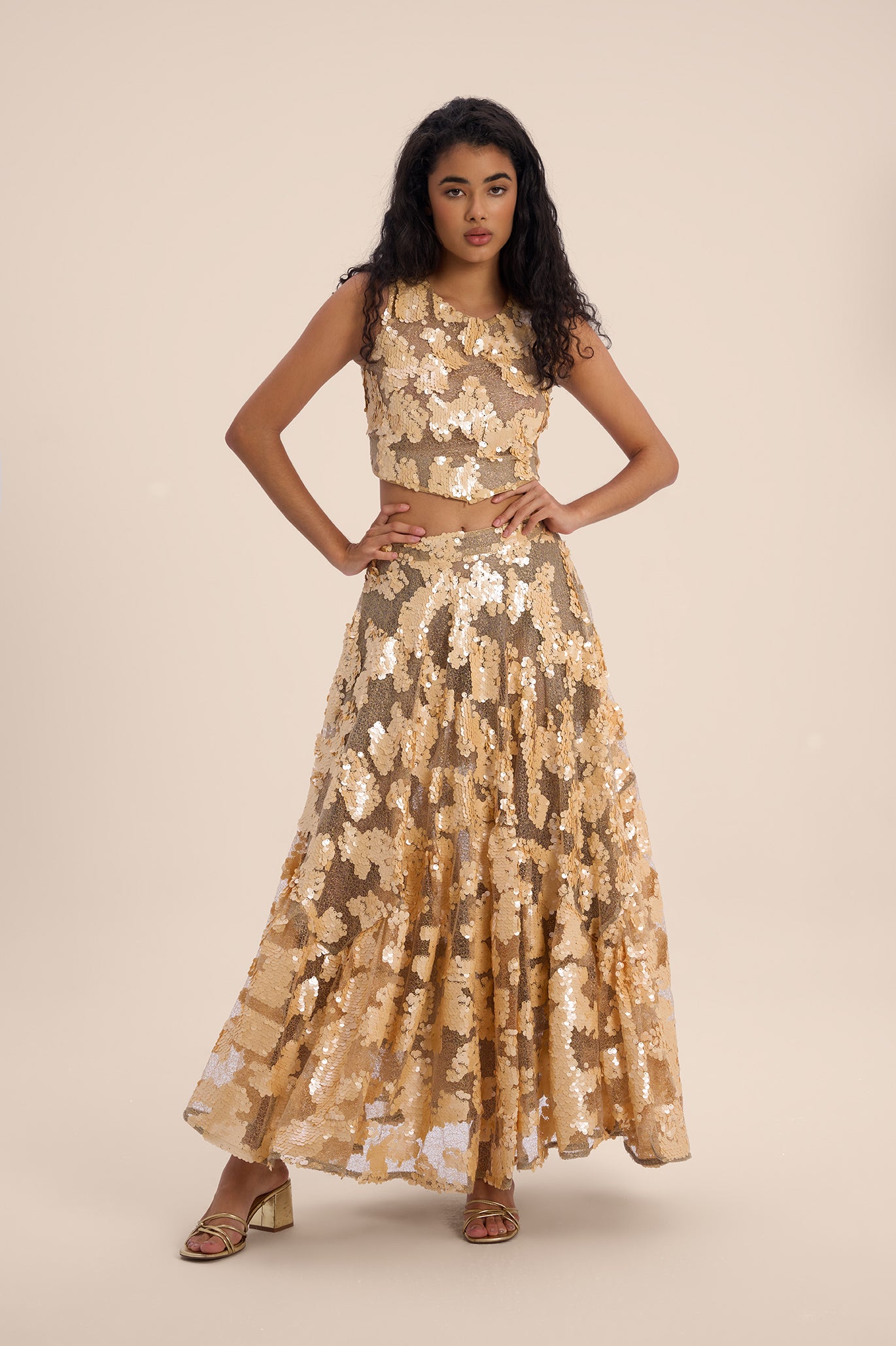 Woman مجموعة بلوزة وتنورة من روزيل سيتين متعددة الطباعة 2002751 | Sana Osmani