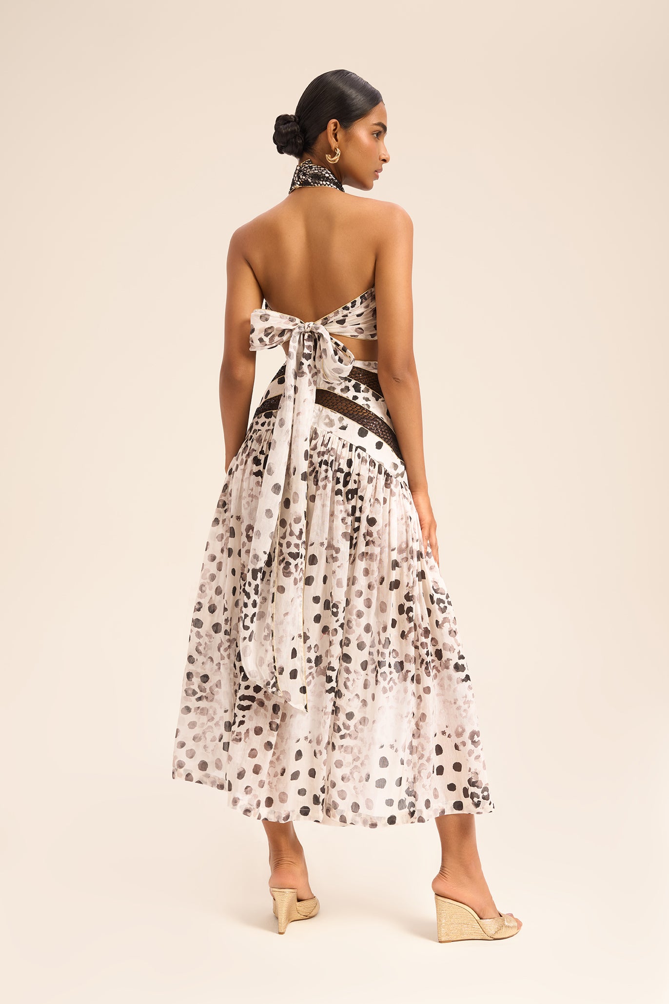 Woman مجموعة قميص وتنورة من الحرير اللامع Dalma White 2002830 | Sana Osmani