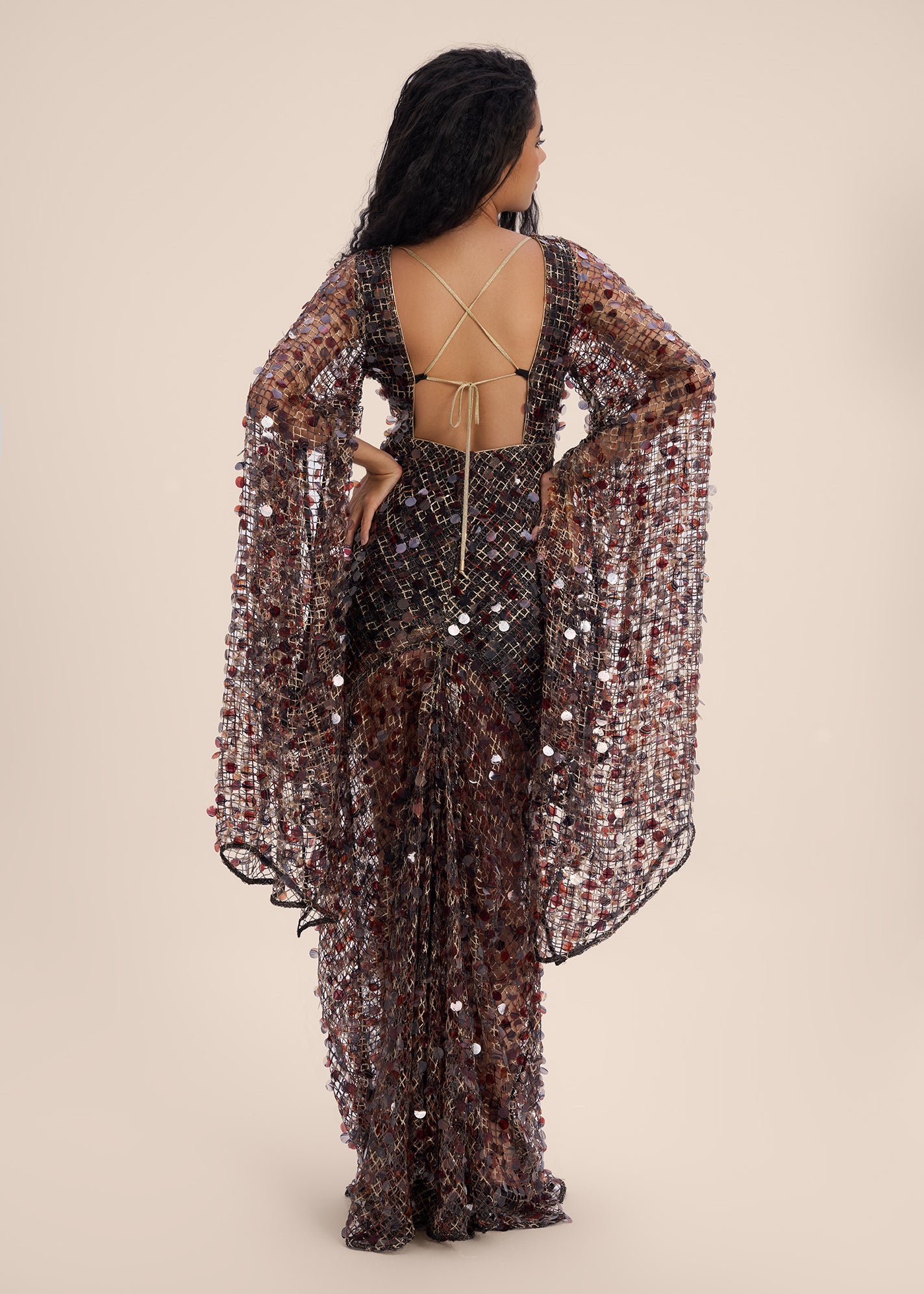 Woman SAVANNA SEQUIN MAXI SLEEVES DRESS Leopez 2002650 | Sana Osmani