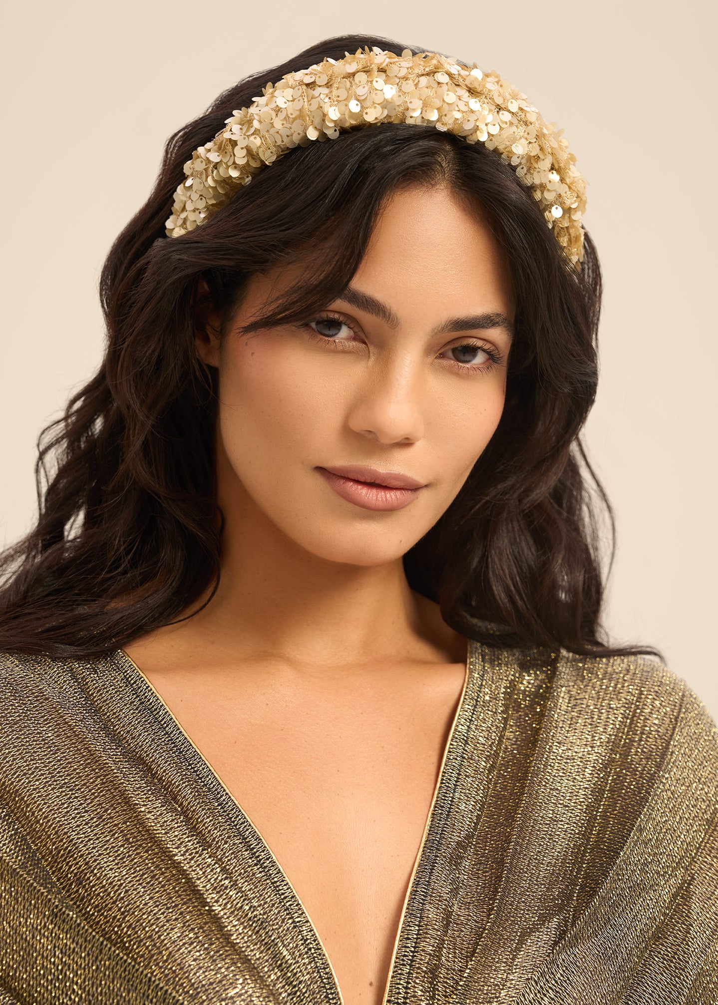 Woman شريط رأس شيفا لامع ذهبي 2002795 | Sana Osmani