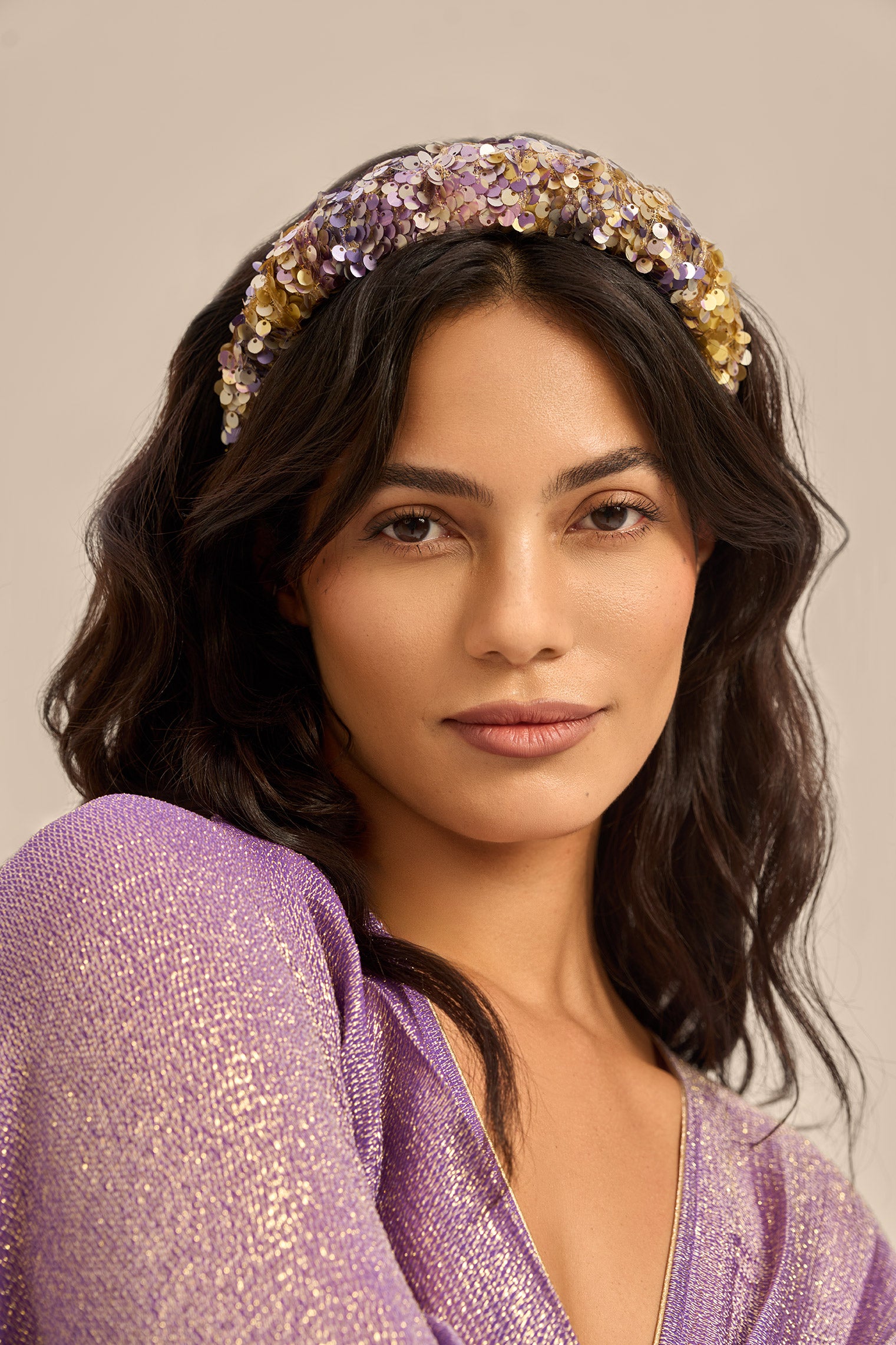 Woman شريط رأس شيفا لامع ذهبي 2002795 | Sana Osmani