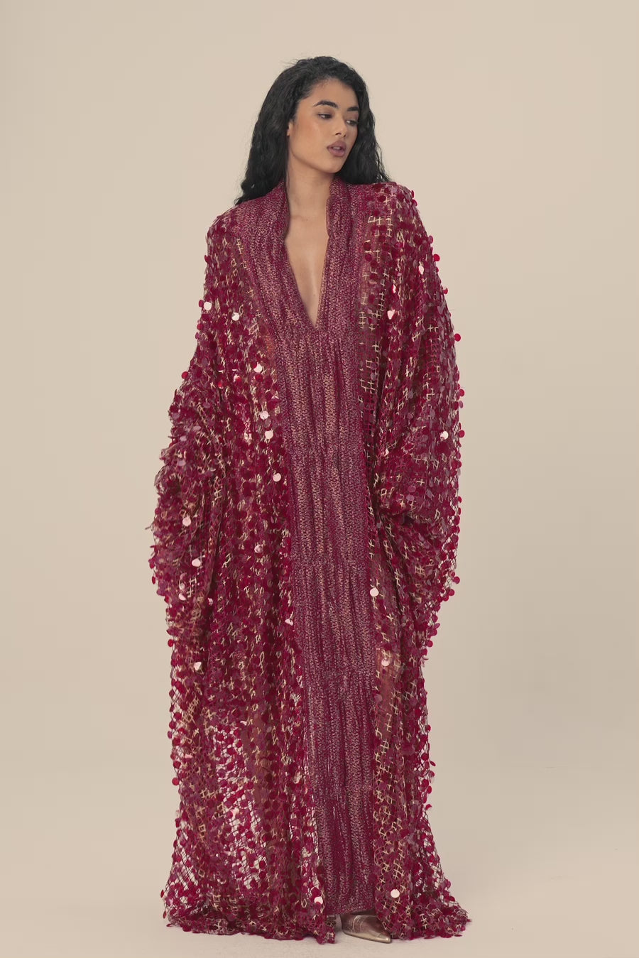 Woman ORIELLE SEQUIN V NECKLINE KAFTAN Zeparde 2002566 | Sana Osmani