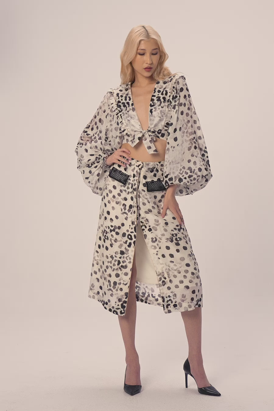 Woman مجموعة قميص وتنورة من الحرير اللامع متعدد الألوان 2002913 | Sana Osmani